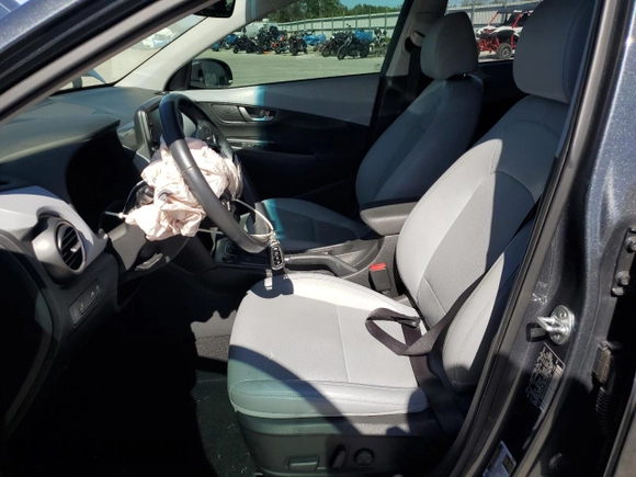 2019 Hyundai Kona Limited with VIN KM8K33A54KU225248, listed as a Copart auction lot 48243955 with 45,386 mi miles and Non Repairable. Bid and sale history available at carsss.com. Image 7.