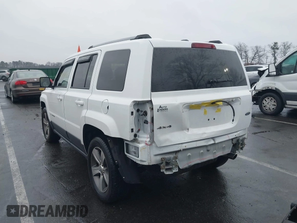 2017 Jeep Patriot High Altitude with VIN 1C4NJRFB8HD195995, listed as a IAAI auction lot 41475686 with 95,414 mi miles. Bid and sale history available at carsss.com. Image 6.