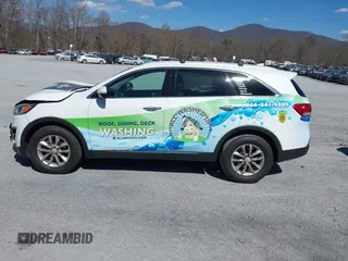 2016 Kia Sorento LX with VIN 5XYPG4A3XGG031027, listed as a IAAI auction lot 41890786 with 222,258 mi miles. Bid and sale history available at carsss.com. Image 14.