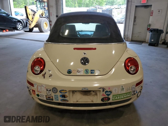 2006 Volkswagen Beetle with VIN 3VWRG31Y56M322614, listed as a Copart auction lot 60537135 with 85,018 mi miles and Salvage title. Bid and sale history available at DreamBid. Image 6.