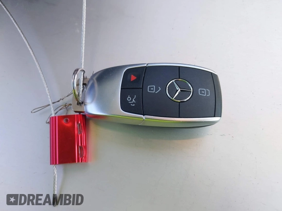 2021 Mercedes-Benz GLC 300 z VIN W1N0G8EB1MF885549, wystawiony jako IAAI lot #42086468 z przebiegiem 45 465 mil mil oraz . Historia ofert i sprzedaży dostępna na DreamBid. Obrazek 11.