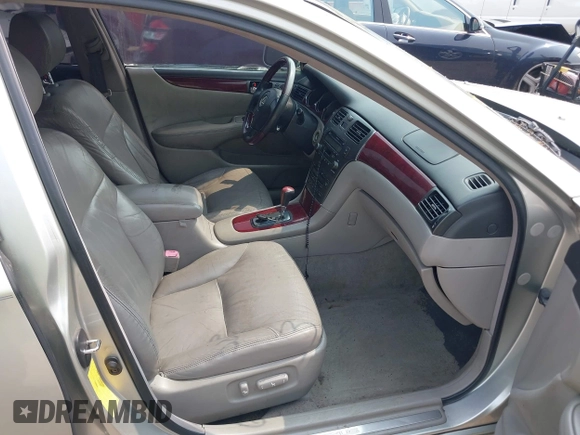 2004 Lexus ES 350 z VIN JTHBA30G145000388, wystawiony jako IAAI lot #42417373 z przebiegiem 294 899 mil mil oraz . Historia ofert i sprzedaży dostępna na DreamBid. Obrazek 5.