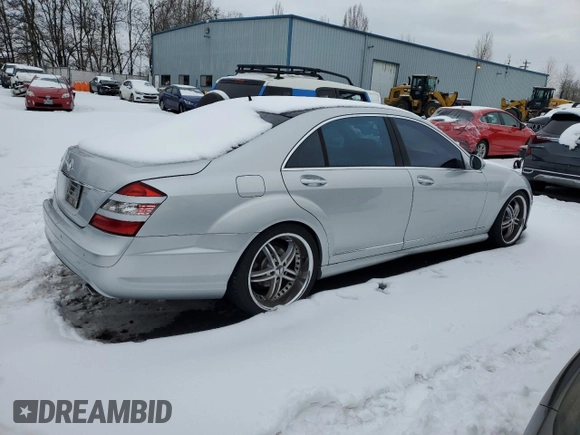 2007 Mercedes-Benz S 550 with VIN WDDNG71X07A071327, listed as a Copart auction lot 45320775 with 95,374 mi miles and Salvage Title. Bid and sale history available at DreamBid. Image 3.