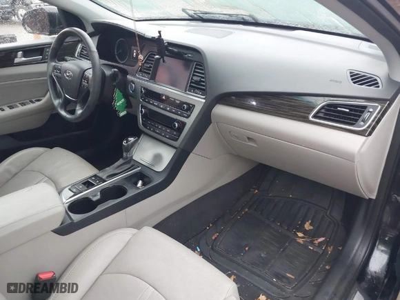 2016 Hyundai Sonata 2.4L Sport with VIN 5NPE34AF7GH324356, listed as a IAAI auction lot 40931068 with 90,630 mi miles. Bid and sale history available at carsss.com. Image 5.