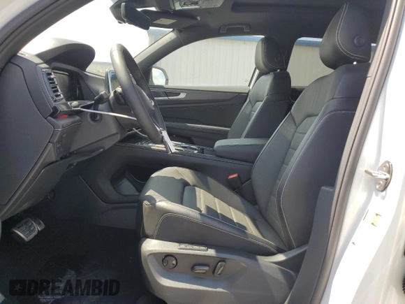 2024 Volkswagen Atlas SEL R-Line with VIN 1V2AE2CA9RC251776, listed as a Copart auction lot 56963285 with 11,137 mi miles and Salvage title. Bid and sale history available at DreamBid. Image 7.