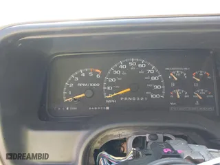 1996 Chevrolet Tahoe Limited with VIN 1GNEC13R0TJ309292, listed as a IAAI auction lot 41412643 with 219,815 mi miles. Bid and sale history available at carsss.com. Image 7.