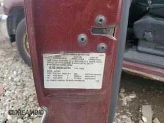 1999 GMC New Sierra 1500 SLE with VIN 1GTEC14V0XZ522724, listed as a Copart auction lot 49694695 with 122,159 mi miles and Salvage Title. Bid and sale history available at carsss.com. Image 12.