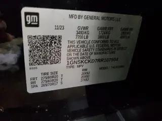 2024 Chevrolet Suburban LT z VIN 1GNSKCKD7RR107504, wystawiony jako Copart lot #45410745 z przebiegiem 31 752 mil mil oraz Szkoda całkowita • Salvage title. Historia ofert i sprzedaży dostępna na DreamBid. Obrazek 13.