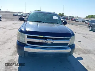 2008 Chevrolet Silverado 1500 LTZ with VIN 2GCEK133981331008, listed as a IAAI auction lot 42228223 with 288,199 mi miles and . Bid and sale history available at DreamBid. Image 6.