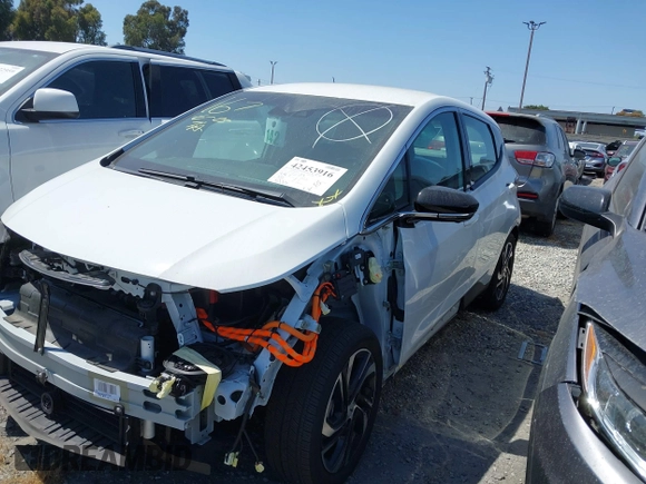 2023 Chevrolet Bolt EV 2LT z VIN 1G1FX6S07P4198027, wystawiony jako IAAI lot #42453916 z przebiegiem 5 133 mil mil oraz . Historia ofert i sprzedaży dostępna na DreamBid. Obrazek 25.