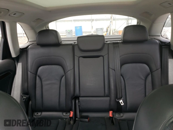 2017 Audi Q5 Premium с VIN WA1C2AFP2HA077986, выставлен на аукционе Copart как лот 55912545 с пробегом 128 263 миль миль и Списание • Salvage title. История ставок и продаж доступна на DreamBid. Изображение 10.