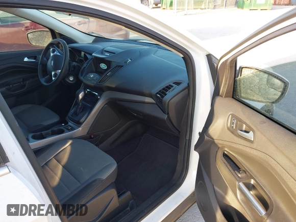 2016 Ford Escape SE with VIN 1FMCU9GX0GUC03719, listed as a IAAI auction lot 41781963 with 85,382 mi miles. Bid and sale history available at carsss.com. Image 5.