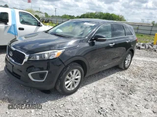2018 Kia Sorento LX with VIN 5XYPG4A33JG404707, listed as a Copart auction lot 51875565 with 226,214 mi miles and Salvage Title. Bid and sale history available at carsss.com. Image 1.