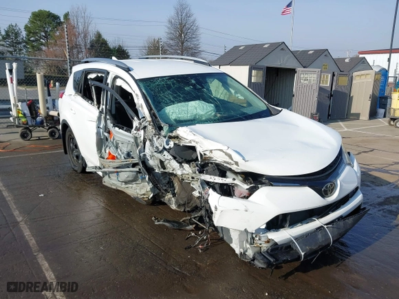 2018 Toyota RAV4 LE with VIN 2T3BFREV5JW854513, listed as a IAAI auction lot 41804823 with 138,476 mi miles. Bid and sale history available at carsss.com. Image 6.