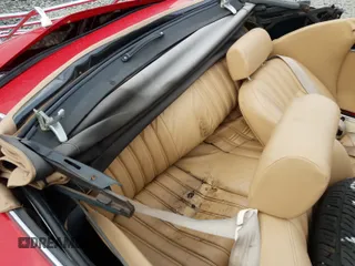 1980 FIAT 124 Spider z VIN 124CS000173621, wystawiony jako Copart lot #47671670 z przebiegiem 86 731 mil mil oraz Szkoda całkowita • Salvage title. Historia ofert i sprzedaży dostępna na DreamBid. Obrazek 6.