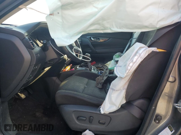 2020 Nissan Rogue S z VIN KNMAT2MV6LP523824, wystawiony jako Copart lot #83495624 z przebiegiem 110 633 mil mil oraz Szkoda całkowita • Salvage title. Historia ofert i sprzedaży dostępna na DreamBid. Obrazek 7.