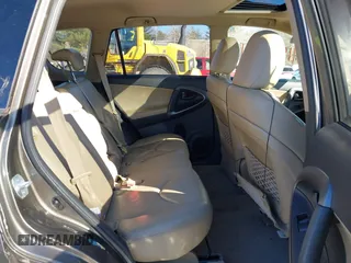 2009 Toyota RAV4 Ltd with VIN JTMBK31V395082689, listed as a IAAI auction lot 41509011 with 178,461 mi miles. Bid and sale history available at carsss.com. Image 8.