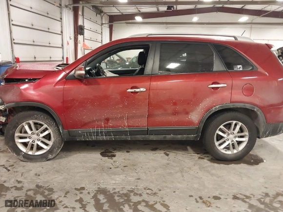 2014 Kia Sorento LX with VIN 5XYKT3A6XEG492008, listed as a IAAI auction lot 41559353 with NaN miles. Bid and sale history available at carsss.com. Image 14.
