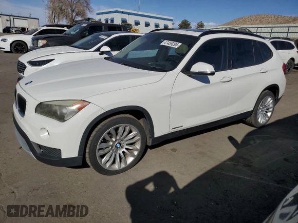 2014 BMW X1 xDrive28i with VIN WBAVL1C57EVR92896, listed as a Copart auction lot 47459295 with 140,935 mi miles and Clean Title. Bid and sale history available at carsss.com. Image 1.