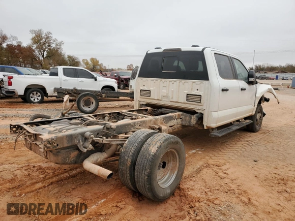2024 Ford F-350 with VIN 1FD8W3HN0REC18650, listed as a Copart auction lot 80392644 with 26,042 mi miles and Salvage title. Bid and sale history available at DreamBid. Image 3.