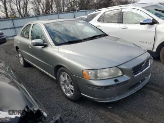 2007 Volvo S60 2.5L Turbo with VIN YV1RH592372623719, listed as a Copart auction lot 50138085 with 100,801 mi miles and Salvage Title. Bid and sale history available at carsss.com. Image 4.