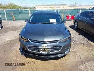 2018 Chevrolet Malibu LT с VIN 1G1ZD5ST0JF109646, выставлен на аукционе IAAI как лот 41982112 с пробегом 96 459 миль миль и . История ставок и продаж доступна на DreamBid. Изображение 12.