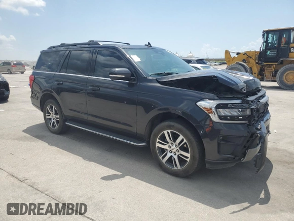 2022 Ford Expedition XLT with VIN 1FMJU1HT0NEA56894, listed as a Copart auction lot 63806955 with 23,697 mi miles and Clean title. Bid and sale history available at DreamBid. Image 4.