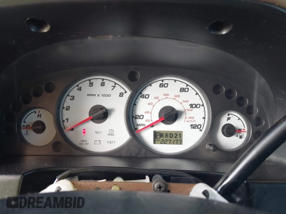 2001 Ford Escape XLT with VIN 1FMYU04181KC22183, listed as a IAAI auction lot 42069247 with 227,177 mi miles and . Bid and sale history available at DreamBid. Image 7.