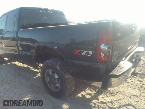 2003 Chevrolet Silverado 1500 LT with VIN 2GCEK19T631184548, listed as a IAAI auction lot 41942827 with 286,843 mi miles. Bid and sale history available at carsss.com. Image 6.