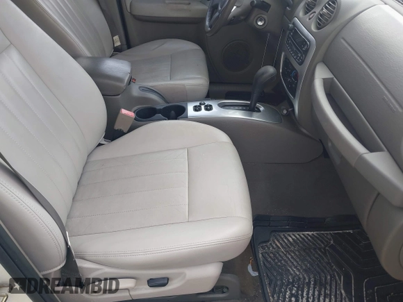 2005 Jeep Liberty Limited with VIN 1J4GK58K45W620070, listed as a IAAI auction lot 41212280 with 88,653 mi miles. Bid and sale history available at carsss.com. Image 5.
