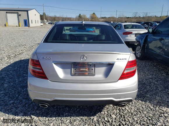 2013 Mercedes-Benz C-Class C 300 Sport with VIN WDDGF8AB2DR280569, listed as a Copart auction lot 51438045 with 105,514 mi miles and Clean Title. Bid and sale history available at carsss.com. Image 6.