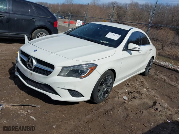 2015 Mercedes-Benz CLA-Class CLA 250 with VIN WDDSJ4EB2FN190179, listed as a IAAI auction lot 41780762 with 138,923 mi miles. Bid and sale history available at carsss.com. Image 18.