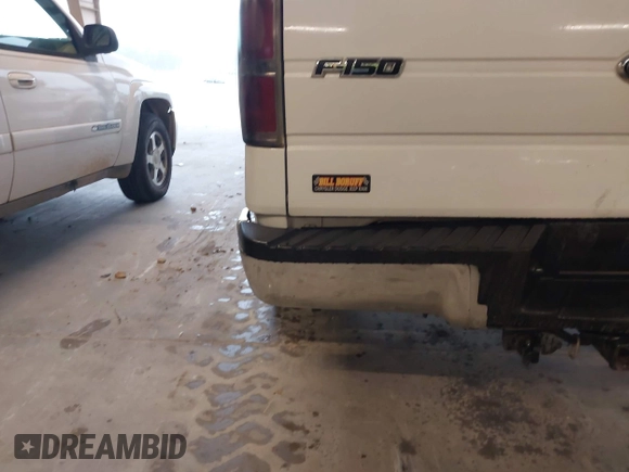 2013 Ford F-150 XL с VIN 1FTMF1CF2DFD52330, выставлен на аукционе IAAI как лот 42527052 с пробегом 173 898 миль миль и . История ставок и продаж доступна на DreamBid. Изображение 19.