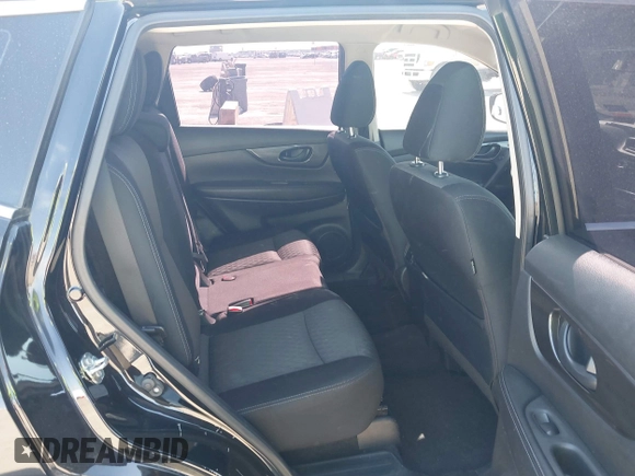 2020 Nissan Rogue SV with VIN JN8AT2MT9LW031748, listed as a IAAI auction lot 41603029 with 131,597 mi miles. Bid and sale history available at carsss.com. Image 8.