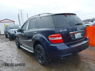 2008 Mercedes-Benz M 550 with VIN 4JGBB72E68A383111, listed as a IAAI auction lot 41639280 with 101,551 mi miles and . Bid and sale history available at carsss.com. Image 3.