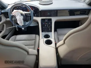 2022 Porsche Taycan z VIN WP0AA2Y10NSA13050, wystawiony jako Copart lot #82279554 z przebiegiem Nie podano mil oraz Szkoda całkowita • Salvage title. Historia ofert i sprzedaży dostępna na DreamBid. Obrazek 8.