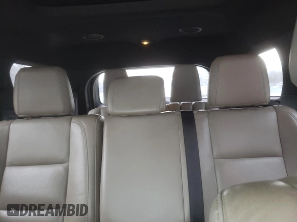 2013 Ford Explorer XLT z VIN 1FM5K7D80DGB60865, wystawiony jako Copart lot #54486825 z przebiegiem 226 839 mil mil oraz Szkoda całkowita • Salvage title. Historia ofert i sprzedaży dostępna na DreamBid. Obrazek 10.