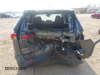2020 Toyota RAV4 XLE with VIN 2T3P1RFV4LC090760, listed as a IAAI auction lot 42145099 with 73,909 mi miles and . Bid and sale history available at DreamBid. Image 15.
