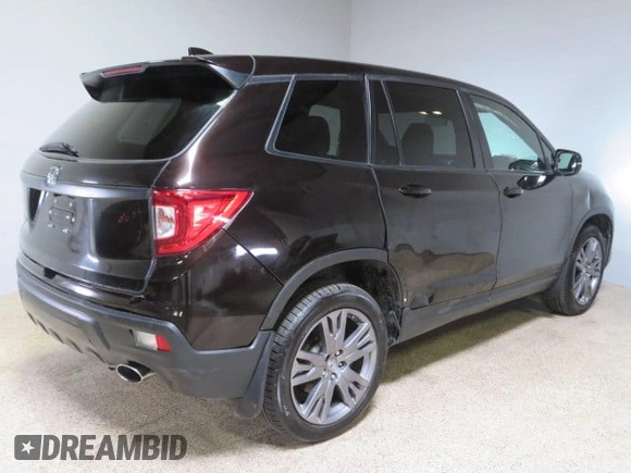 2019 Honda Passport EX-L with VIN 5FNYF7H54KB000839, listed as a Copart auction lot 48367555 with 86,804 mi miles and Salvage Title. Bid and sale history available at carsss.com. Image 3.