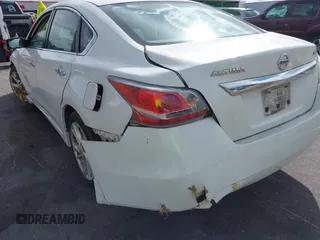 2015 Nissan Altima S with VIN 1N4AL3AP7FC239129, listed as a IAAI auction lot 41683096 with 143,304 mi miles and . Bid and sale history available at carsss.com. Image 14.