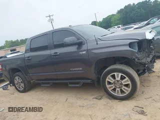 2019 Toyota Tundra SR5 z VIN 5TFHY5F15KX777874, wystawiony jako IAAI lot #42292266 z przebiegiem 98 341 mil mil oraz . Historia ofert i sprzedaży dostępna na DreamBid. Obrazek 12.