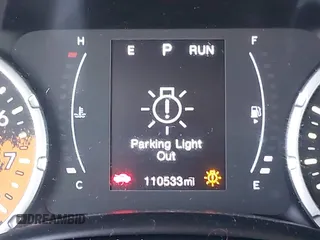 2017 Jeep Renegade Latitude with VIN ZACCJABB6HPG45899, listed as a IAAI auction lot 41531935 with 110,533 mi miles. Bid and sale history available at carsss.com. Image 16.