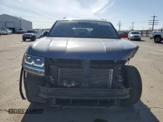 2018 Volkswagen Atlas SE z VIN 1V2CP2CA2JC596042, wystawiony jako Copart lot #49864425 z przebiegiem 87 859 mil mil oraz Szkoda całkowita • Salvage title. Historia ofert i sprzedaży dostępna na DreamBid. Obrazek 5.