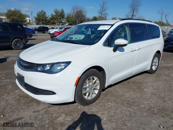 2021 Chrysler Voyager LXI with VIN 2C4RC1DG1MR534597, listed as a IAAI auction lot 41527294 with NaN miles. Bid and sale history available at carsss.com. Image 18.
