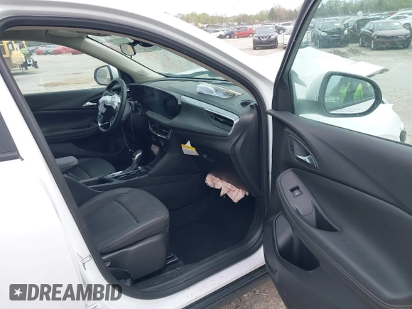 2025 Buick Encore GX Preferred with VIN KL4AMBSLXSB036145, listed as a IAAI auction lot 42157431 with 9,334 mi miles and . Bid and sale history available at DreamBid. Image 5.