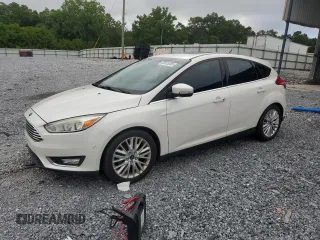 2016 Ford Focus Titanium z VIN 1FADP3N22GL292399, wystawiony jako Copart lot #63033385 z przebiegiem 180 653 mil mil oraz Czysty tytuł • Clean title. Historia ofert i sprzedaży dostępna na DreamBid. Obrazek 1.