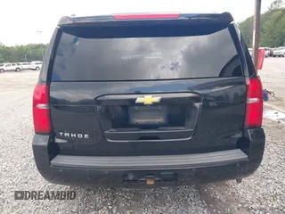 2015 Chevrolet Tahoe LS z VIN 1GNSCAKC5FR101933, wystawiony jako IAAI lot #42242415 z przebiegiem 185 191 mil mil oraz . Historia ofert i sprzedaży dostępna na DreamBid. Obrazek 16.