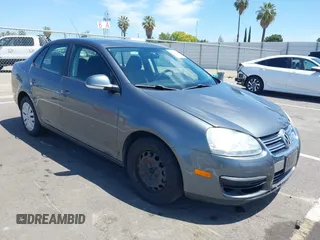 2010 Volkswagen Jetta S with VIN 3VWJZ7AJ2AM088474, listed as a IAAI auction lot 42338226 with 141,619 mi miles and . Bid and sale history available at DreamBid. Image 1.