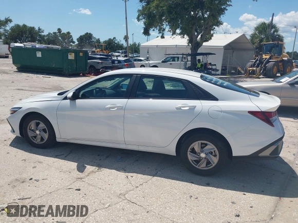 2025 Hyundai Elantra SE with VIN KMHLL4DG9SU861154, listed as a IAAI auction lot 42591870 with 7,070 mi miles and . Bid and sale history available at DreamBid. Image 14.