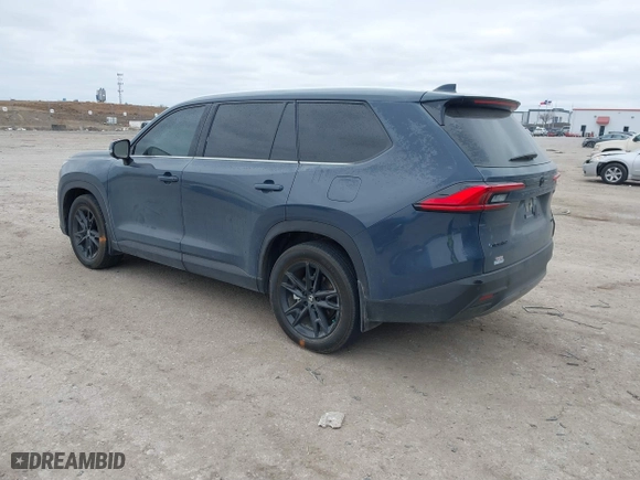 2024 Toyota Grand Highlander Hybrid XLE with VIN 5TDACAB54RS020546, listed as a IAAI auction lot 41610481 with 16,000 mi miles. Bid and sale history available at carsss.com. Image 3.